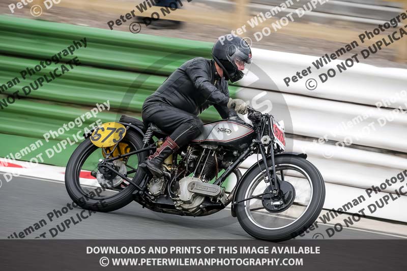 Vintage motorcycle club;eventdigitalimages;mallory park;mallory park trackday photographs;no limits trackdays;peter wileman photography;trackday digital images;trackday photos;vmcc festival 1000 bikes photographs